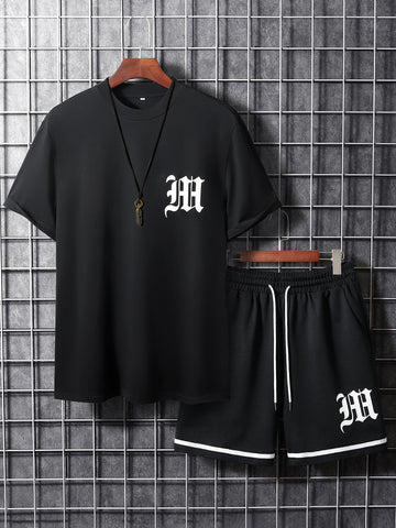 Men Letter Graphic Tee & Contrast Tape Drawstring Waist Shorts Without Necklace
