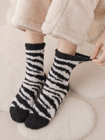 Zebra Striped Pattern Fuzzy Crew Socks