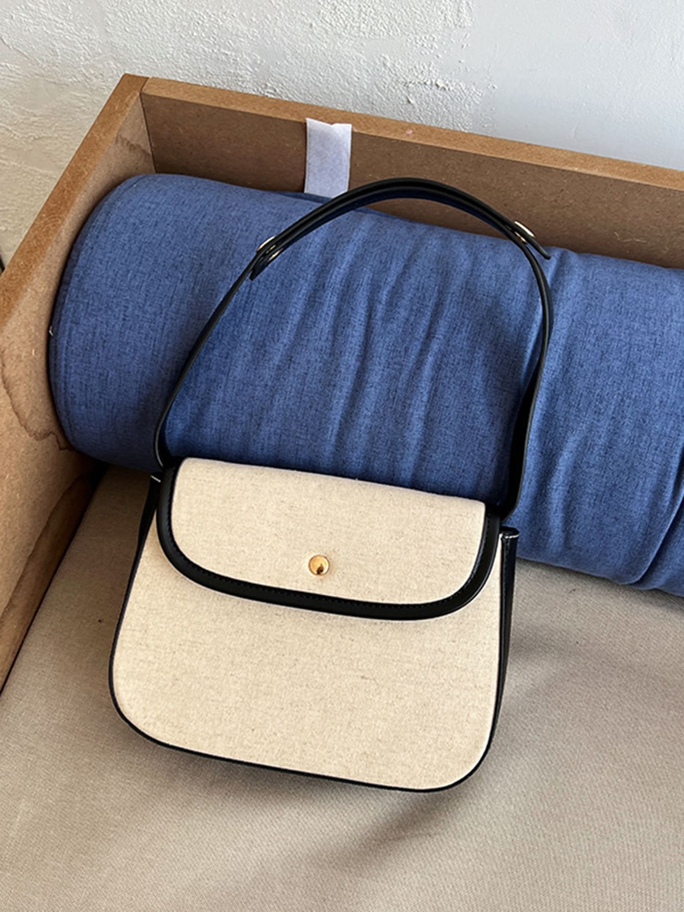Contrast Binding Flap Square Bag