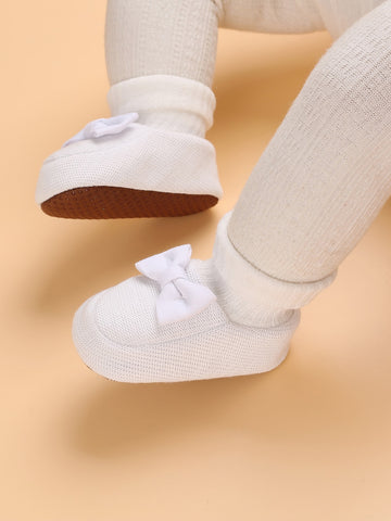 1pair Knitted Infant Shoes For 0-1 Years Old Baby Girls, Warm And Cute Boots For Winter