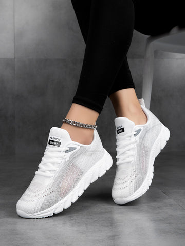 Letter Patch Breathable Lace-up Front Running Shoes