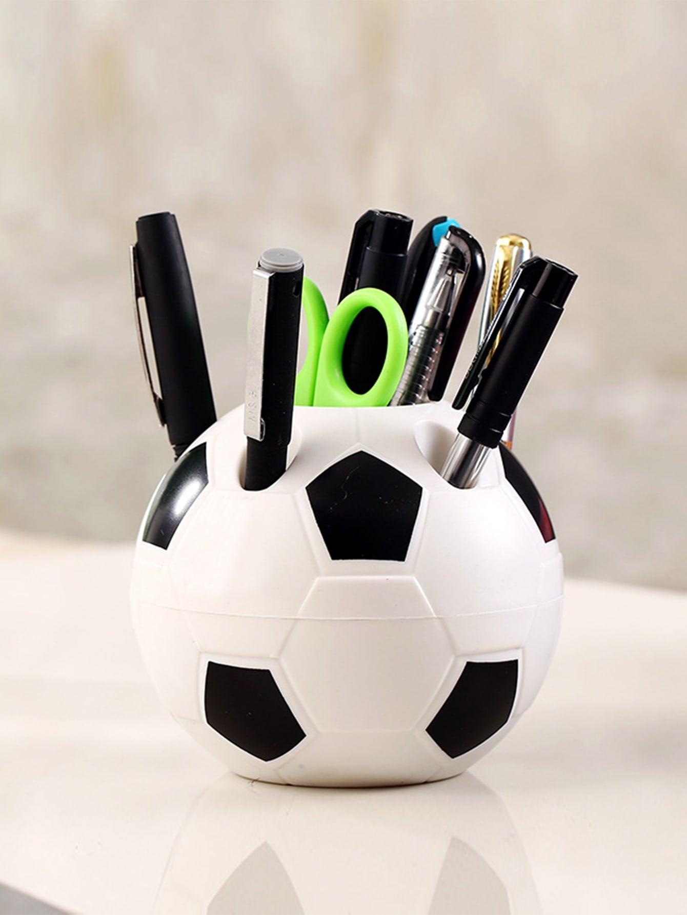 1pc Football Shaped Pencil Holder, Creative Cartoon Pen Storage Bucket, Plastic Pen Holder, Children's Day Gift