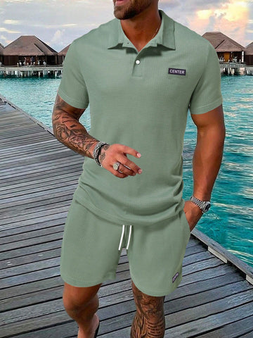 Men Letter Patched Polo Shirt & Drawstring Waist Shorts