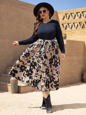 Plus Solid Tee & Floral Print Belted Pleated Skirt