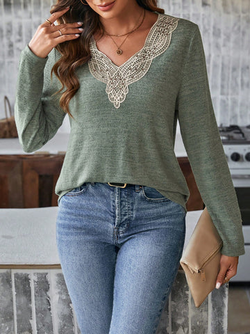 Lace Patchwork Long Sleeve T-shirt