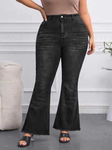 Women's Plus Size Stretchy Flared Jeans