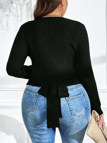 Women's Plus Size Solid Color V-neck Ribbed Knit Back Twist Sweater
