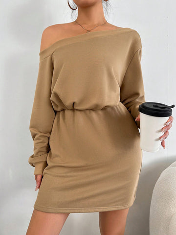 Women'S Oblique Shoulder Fleece Lining Waist Cinched Sweatshirt Dress