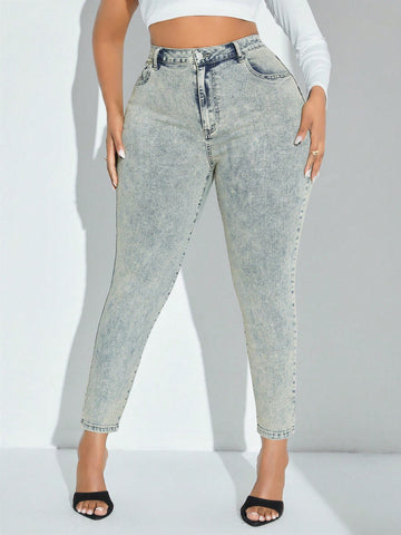 Plus Size Women's Slim Fit Denim Jeans