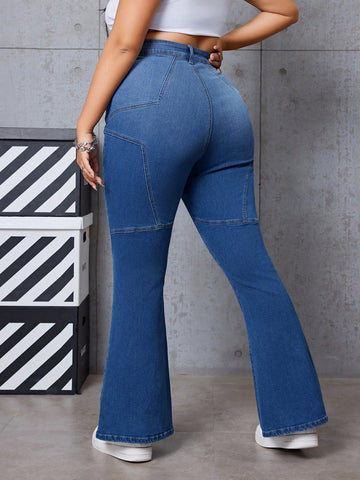 Plus Size Flared Jeans