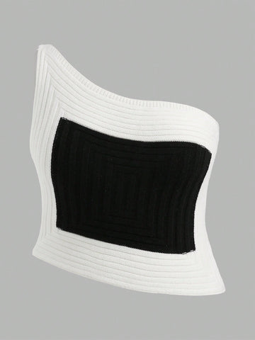 Plus Size Women's Color Block One Shoulder Sleeveless Knit Top