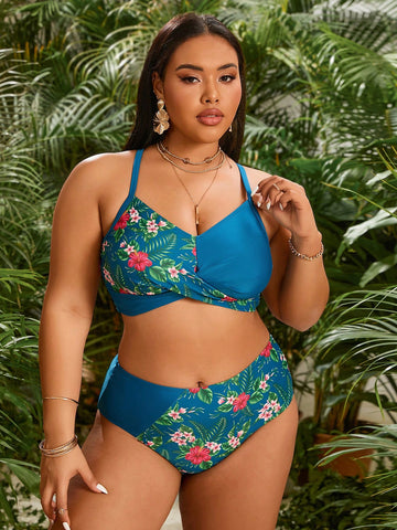 Plus Size Women's Tropical Plant Print Swimsuit Set