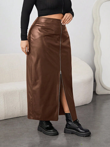 Plus Size Faux Leather Skirt With Front Zipper