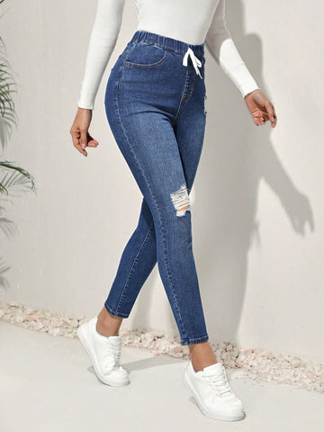 Women's Slim Fit Distressed Jeans